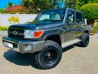 Toyota Land Cruiser Sahara LJ 79 V6 4.2LITER 2018