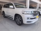 Toyota Land Cruiser Sahara URJ202 V8 AX Grade 2018