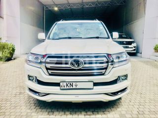 Toyota Land Cruiser Sahara URJ202 ZX V8 Highest 2011 for Sale in