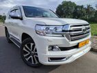 Toyota Land Cruiser Sahara V8 fully loaded 2011