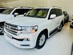 Toyota Land Cruiser Sahara V8 LC200 VX Diesel 2016