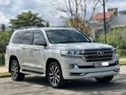 Toyota Land Cruiser Sahara V8 VX DIESEL 2018