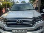 Toyota Land Cruiser Sahara VX V8 2013