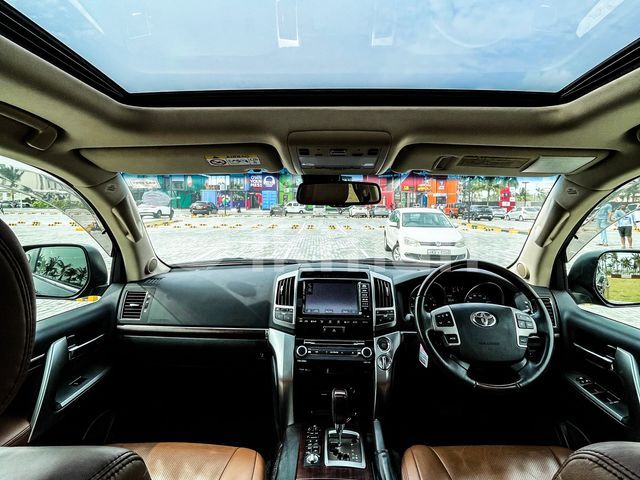 Toyota Land Cruiser Sahara 2015 photo 5