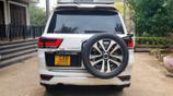 Toyota Land Cruiser V8 2013