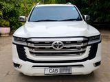 Toyota Land Cruiser V8 2013