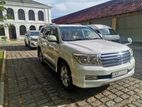 Toyota Land Cruiser V8 for Rent