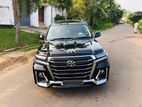 Toyota Land Cruiser V8 - For Rent