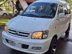 Toyota Noah 1999