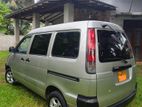 Toyota Noah 2000