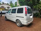 Toyota Noah 2000
