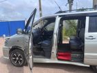 Toyota Noah 2000