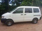 Toyota Noah 2000