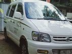 Toyota Noah 2004