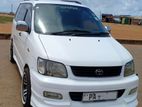 Toyota Noah 2006