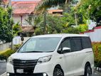 Toyota Noah 2014