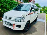 Toyota Noah CR 41 51 2000