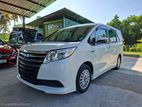 Toyota Noah Hybrid 2014