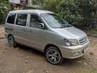 Toyota Noah KR42 2006