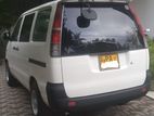 Toyota Noah KR42 (Conv.) 2000