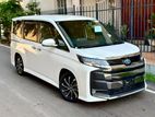 Toyota Noah SZ Fully Loaded 2024