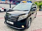 Toyota Noah VOXY 2014