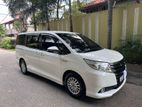 Toyota Noah Voxy Hybrid 2015