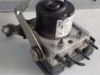 Toyota Passo KGC30 ABS Unit