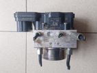 Toyota Passo M700 ABS unit