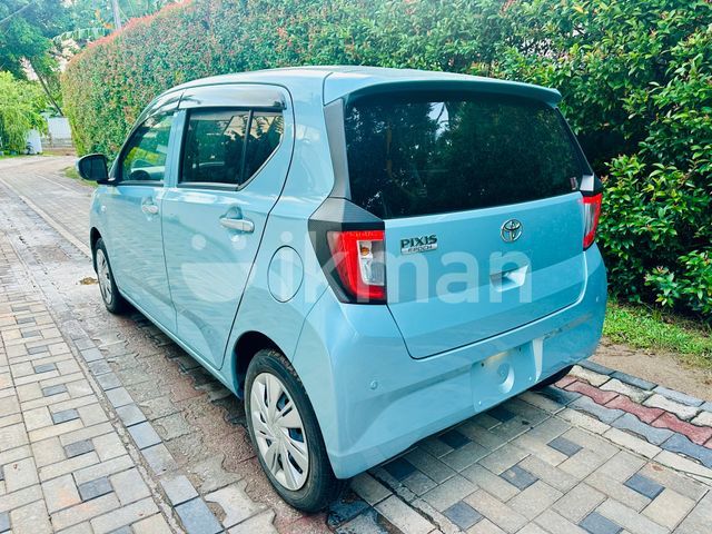 Toyota Pixis 2023 photo 5