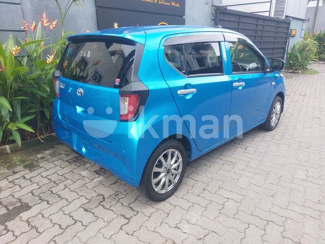 Toyota Pixis 2024 photo 2