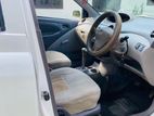 Toyota Platz 2000