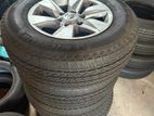 Toyota prado 265/65/17 dunlop tires with alloy wheels