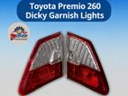 Toyota Premio Dicky Garnish light