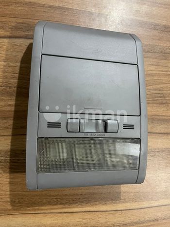 Toyota Prius 20 Hood Light