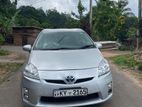 Toyota Prius 2012 for Rent