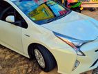 Toyota Prius 2016