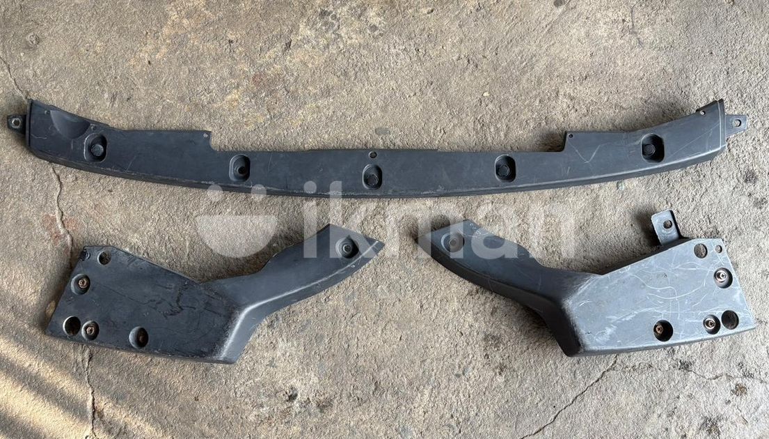 Toyota Prius 30 Rear Buffer Bodykit for Sale in Mawathagama | ikman
