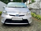 Toyota Prius 3rd 2015 Car for Rent