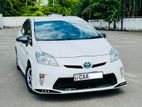 Toyota Prius 3rd for Rent