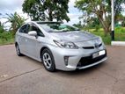 Toyota Prius 3rd Gen (Hybrid) Car- For Rent