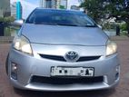 Toyota Prius 3rd Gen Hybrid Car for Rent