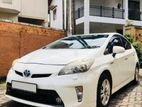 Toyota Prius 3rd Gen Hybrid For Rent