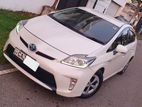 Toyota Prius 3RD Gen With Driver & Fuel