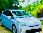 Toyota Prius 3rd Generation S LED 2013