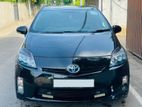 Toyota Prius 3rd Hybrid Car for Rent