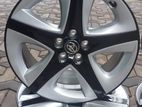 Toyota Prius 4th Gen Allow Wheels