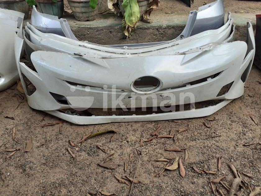 Toyota prius 50 frount buffer in Veyangoda ikman