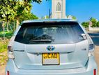 Toyota Prius Alpha 2012