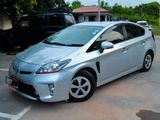 Toyota Prius Car for Rent